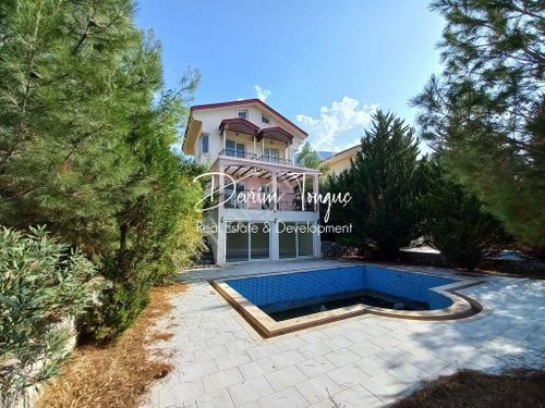  Fethiye Ovacık' da Satılık 5+1 Tripleks Villa