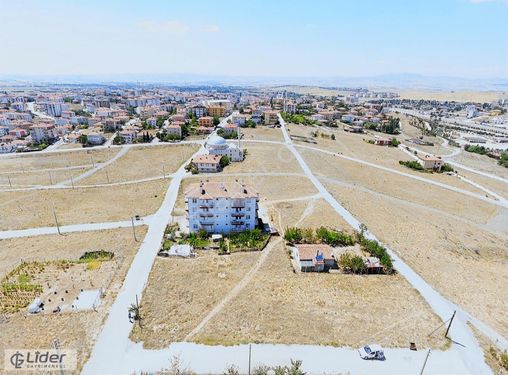 AKYURT ATATÜRK MAH KÖŞE BAŞI 534 METRE 8 DAİRELİK 2 DAİRE NET GETİRİ**