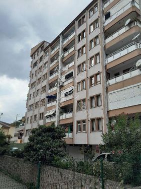 İzmit Yenidoğan mh Kardelen Apartmanında 3+1 Satılık Daire 