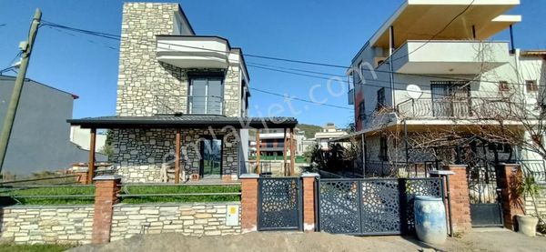 Seferihisar, Ürkmez de satılık sıfır kelepir villa