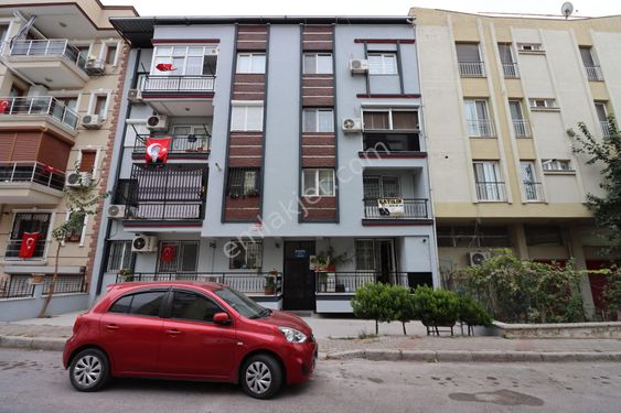  İzmir Buca Menderes Cad. Satılık 2+2 Dubleks Daire