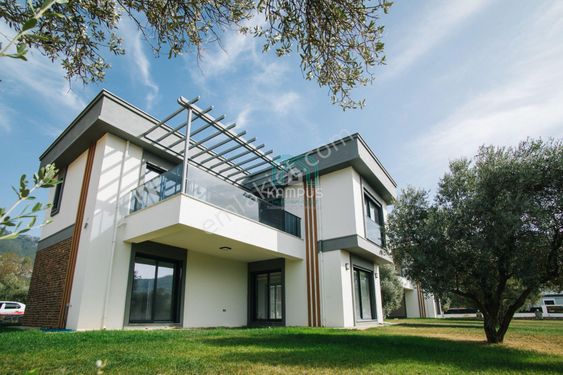  Muğla Menteşe Ortaköy'de 3 adet 200 m² Lüks Satılık Villa