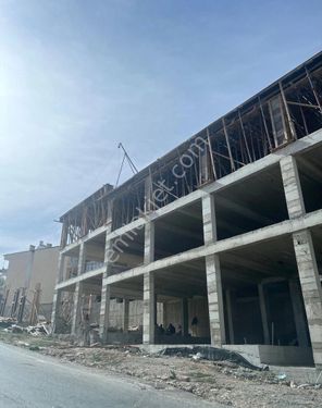 ÇARŞI MERKEZDE SATILIK 60m2 SIFIR DÜKKAN