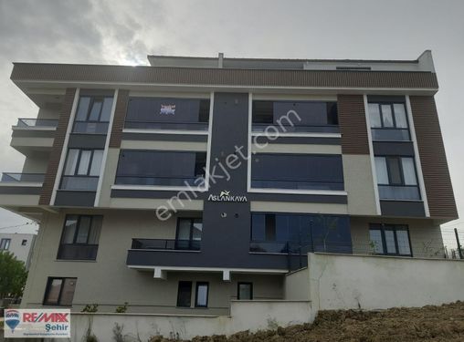 YALOVA REMAX 'DAN ÇİFTLİKKÖY ' DE DENİZ MANZARALI SATILIK DUBLEX