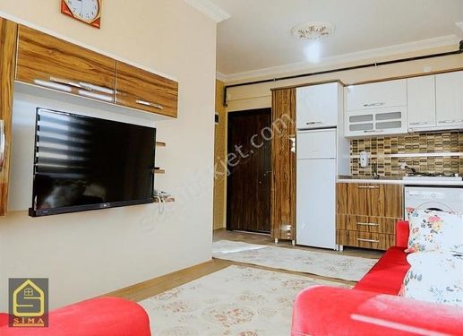 ÜNİVERSİTE YOLUNDA EŞYALI SATILIK 1+1 DAİRE