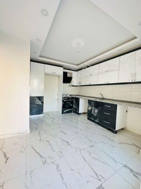 SIFIR !!! DÖŞEMEALTIN BAHÇEYAKA'DA 120 M2 2+1 KATTA TEK DAİRE