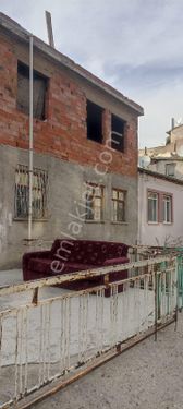 Eskişehir bağları Osmanlı mh komple bina yatirimlik 3 daire mevcut
