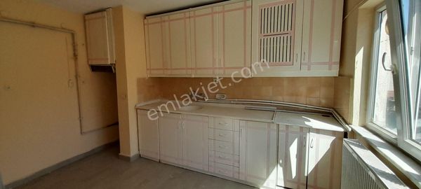  ENDER UYSAL GAYRİMENKULDEN DEĞİRMENÖNÜNDE 3+1 SATILIK DAİRE...