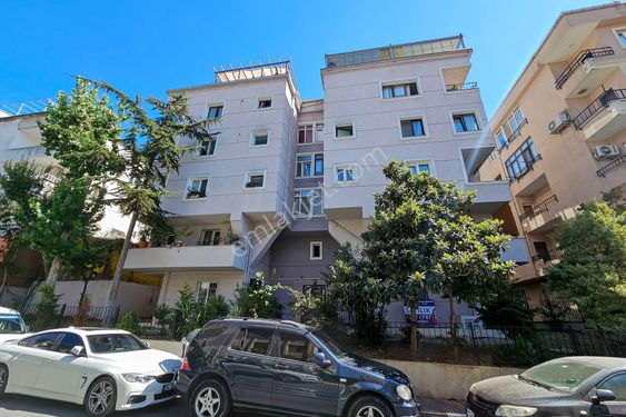  Beşiktaş satılık daire giriş kat, 2+1 az katlı nezih apartman