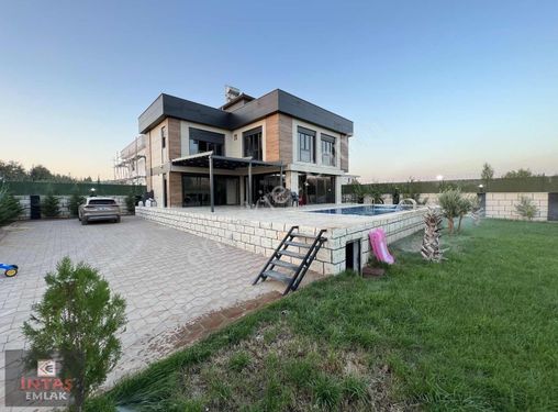 BURÇ ESENTEPEDE HAVADAR SATILIK LÜX VİLLA
