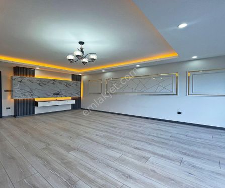  BAHÇEŞEHİR ÖNCÜ'DEN MERKEZDE 2+1 LÜX 2.KAT KREDİLİ SATILIK DAİRE