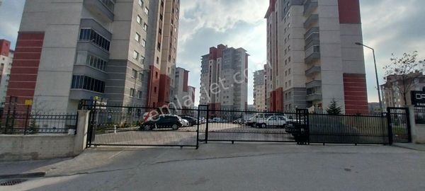 Orkide Park Sitesi Arakat Satılık 3+1  Daire