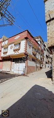 Gaziantep Cengiz Topel Mahallesi'nde 2,5 katlı satılık dükkanlı