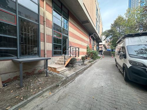 TEKSTİLKENT CITY EMLAK’TAN FULL YAPILI KİRALIK DÜKKAN