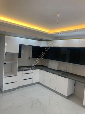  ESFORM'DAN ÇAMLICA TOMBAKZADE BLV. YAKINI SATILIK 3+1 DAİRE SK-3