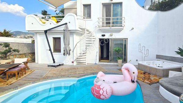BODRUM Bardakçı 3+1 Satılık Lux TasarIm Havuzlu Villa