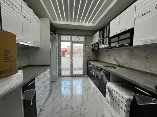  ŞEMS'TEN IŞIKLAR DA 2+1 SIFIR DAİRE 