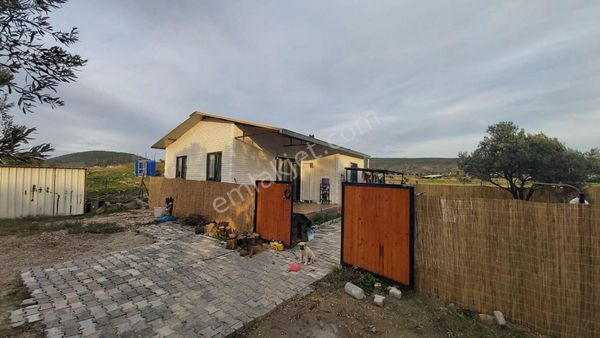 İzmir Foça Gerenköy'de Çelik Konstrüksiyon Satılık Bağ Evi