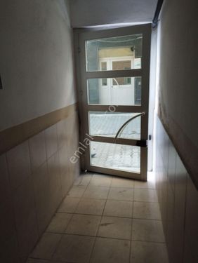Şarköy İstiklal mah. de ikinci kattaki daire satılıktır