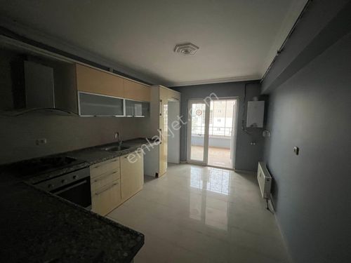 YONCA EMLAK EGE MAH. HAVUZLU SİTEDE 3+1 ACİL SATILIK DAİRE