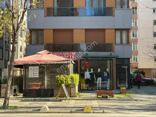  Yankı'dan Merdivenköy Orta Bayır Sok. da 25 m2 Satılık Dükkan