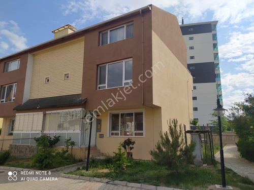  BAĞLICA MERKEZ SATILIK 4+2 LÜKS VİLLA