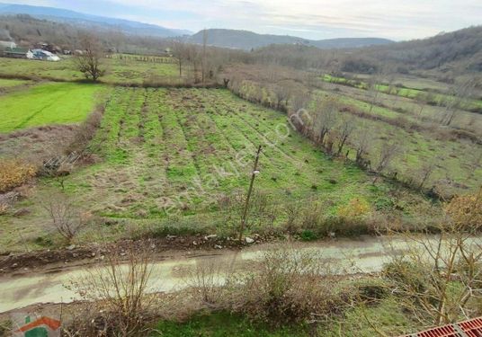 Bartın merkeze yakın Kocareis köyü 4.600 m2 arazi