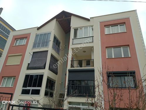 Gaziemir'de kiralık muhteşem daire