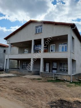 Yeter Emlak Gayrimenkul'den Hasanköy'de Müstakil  2 buçuk Katlı Ev