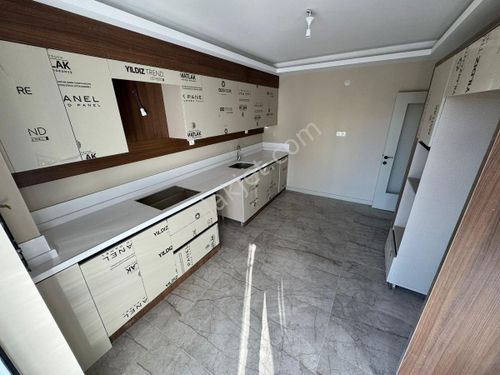 ERYAMAN YEŞİLOVADA E.BANYO G.ODALI LÜX SIFIR 3+1 SATILIK DAİRE!!