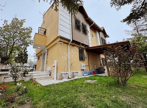 REDSTONE CASTLE Mustafa Kemal Barış Sitesi Satılık 4+1 Villa