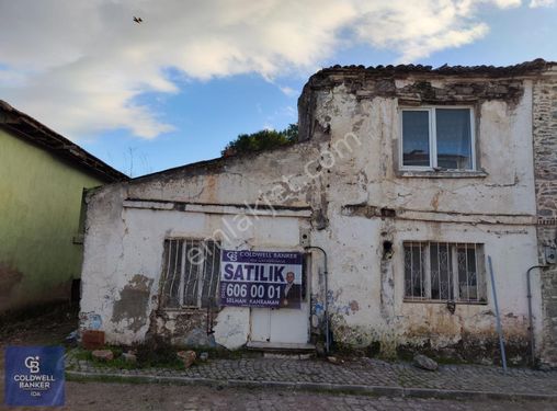 Küçükköy Sanat Köyü'nde Eşsiz Avlulu Kagir Ev ve Geniş Bahçe