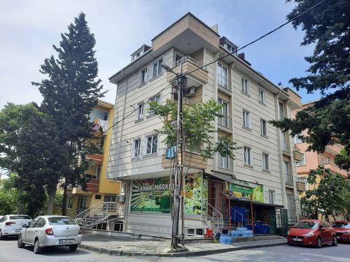  ÇAMLIK' TA 3+1 140 m2 3. KAT KOMBİLİ ASANSÖRLÜ TERASLI FERAH TEMİZ ÇATI DUBLEX