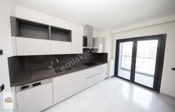 AVANGART İSTANBUL 3+1 220M2 GÜNCEL BOŞ SATILIK DAİRE