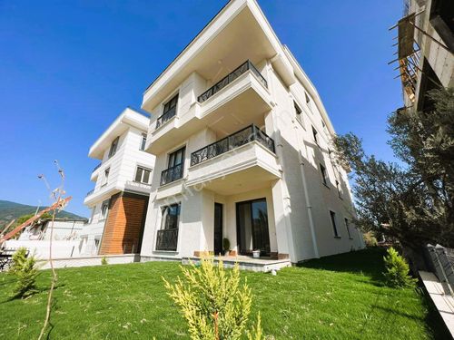 SONGÜL EMLAKTAN BAHÇE KULLANIMLI MÜSTAKİL TADINDA 2+1 DAİRE