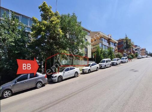 Ankara Çankaya'da 520 m2 Satılık Depolu Dükkan Bankadan 