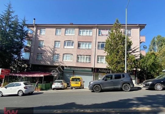 EMEK BOSNA HERSEK CADDESİ ÜZERİ TEMİZ EŞYALI BOŞ SATILIK DAİRE