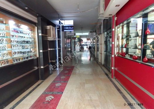 Yalova Merkez İstanbul Caddesi 2 Adet Satılık Dükkan