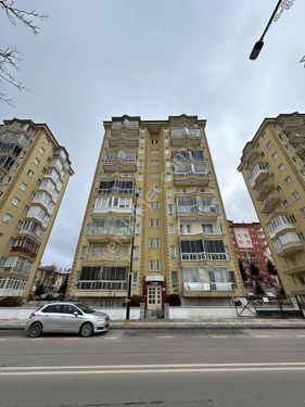  TURKUAZ’DAN SEYRANKENT PARK SİTESİNDE KOMPLE YAPILI SATILIK 3+1