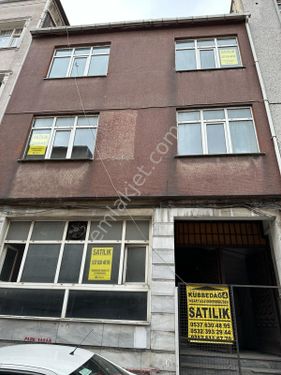 Beyoğlu'nda satılık 4 katlı bina
