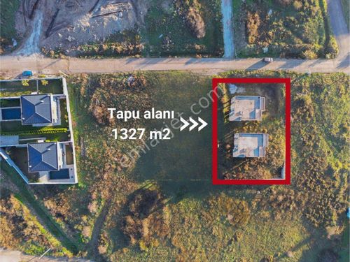 İzmir Foçaköy'de Betonarme Karkası Hazır Satılık İki Villa