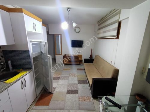  FARK20 GAYRİMENKUL'DEN KİRALIK 1+1 APART ULUS CADDESİNDE