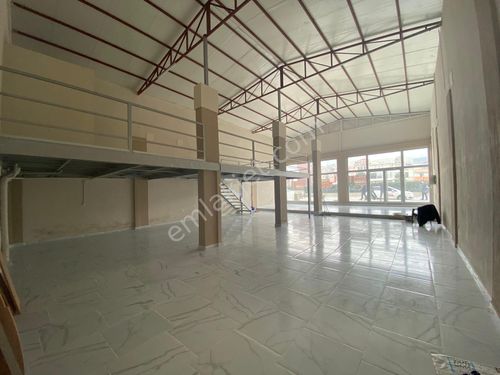  Anadolu Caddesi Üzeri Merkezi Konum'da 178 m2 Satılık Dükkan