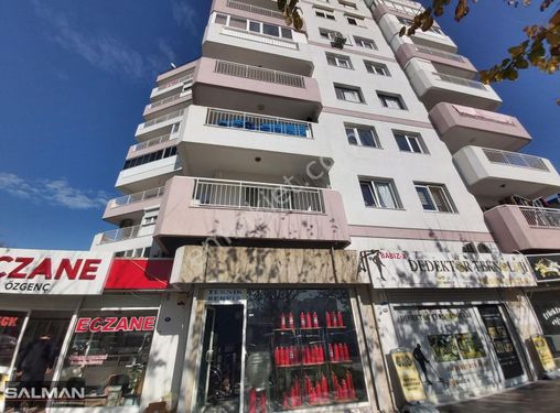 Karşıyaka Serinkuyu'da Anadolu Caddesi Yanı Satılık 50 M2 Dükkan