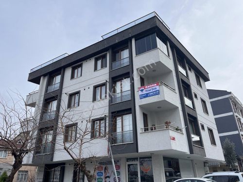 SANCAKTEPE MERKEZİ KONUM GENÇ BİNADA SATILIK 2+1 ARAKAT DAİRE