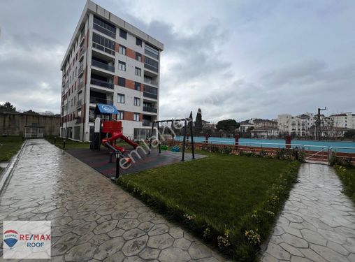 Tuzla Park Marine Sitesinde 3+1 Havuzlu Satılık Daire