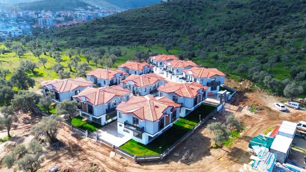 Milas'ta Doğayla İç İçe Kiralık Sıfır 3+1 Dubleks Villa