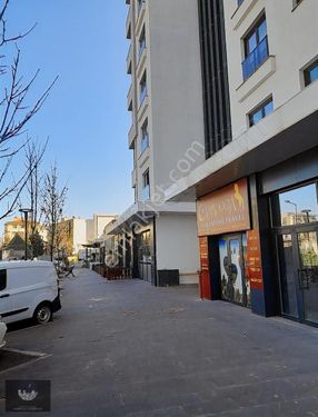 ÇAYIRALTI EMLAK'TAN EMLAK KONUTLARIN ALTINDA KİRALIK DÜKKAN OFİS