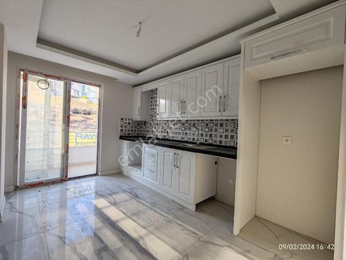 İSTİKLAL MAH. ORMAN ALTINDA LÜX SATILIK SIFIR DAİRE