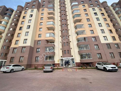 SEFER’DEN AZRA KONUTLARINDA GÜVENLİKLİ ARA KAT DAİRE FULL DAİRE